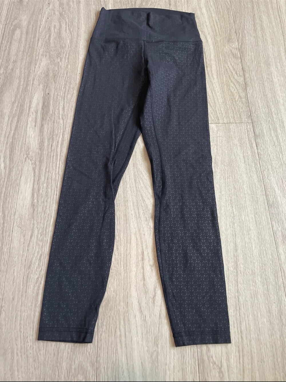 lululemon athletica Black Workout Leggings with Size Dot